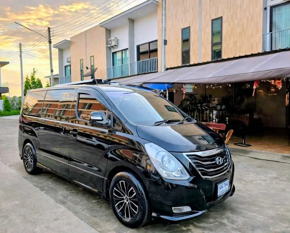 2013 Hyundai H-1 II 3