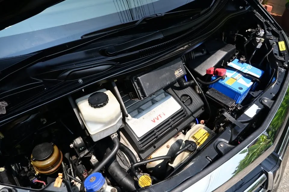 2005 Toyota Alphard, Vellfire I (AH10) 3