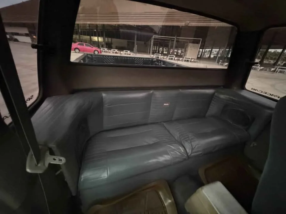 1996 Isuzu TFR III 3