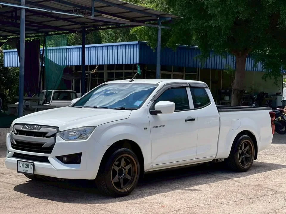 2020 Isuzu D-Max III (RG) 2