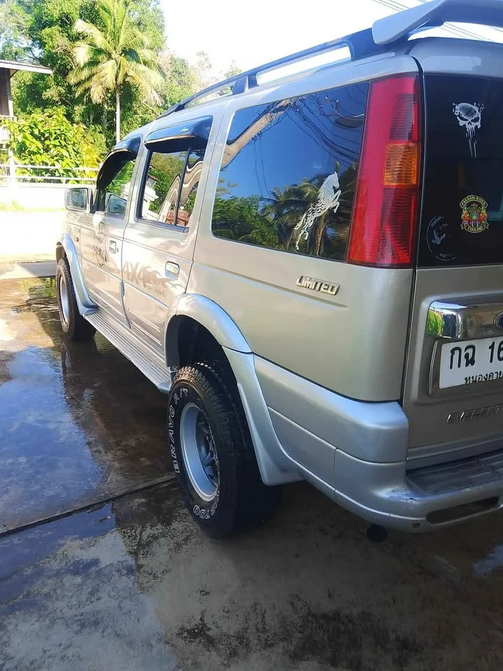 2003 Ford Everest I 3