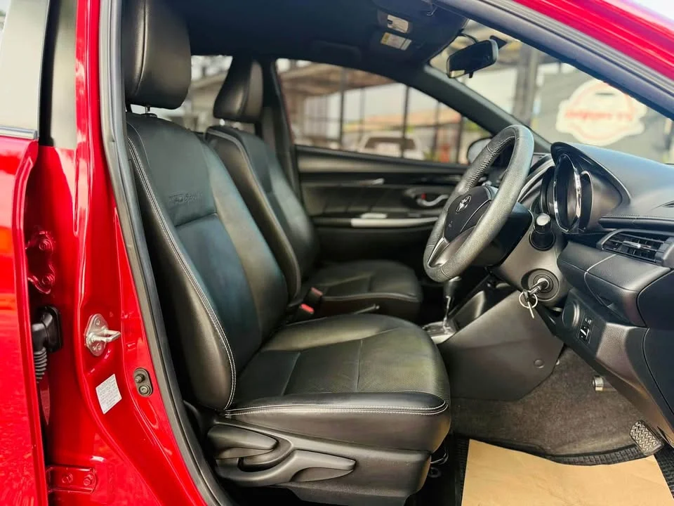 2016 Toyota Yaris III 2