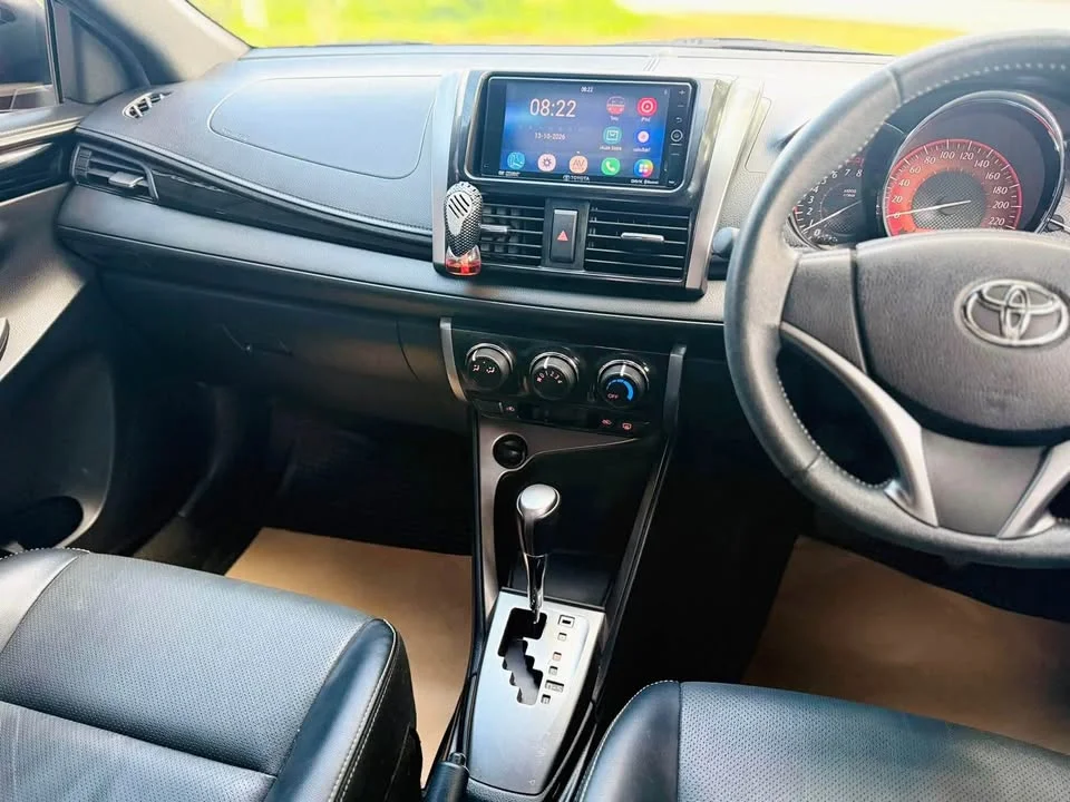 2016 Toyota Yaris III 3