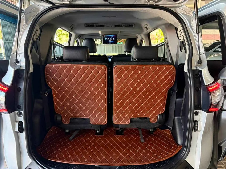 2016 Toyota Sienta II 3
