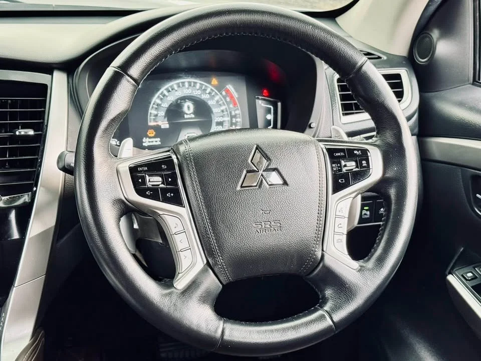 2020 Mitsubishi Pajero Sport III 2