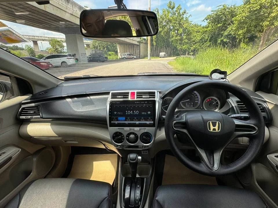 2012 Honda City V 2