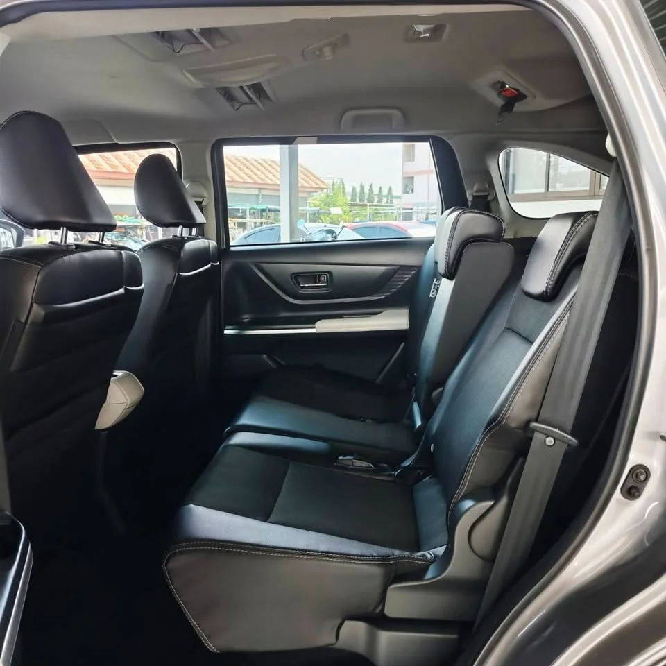 2023 Toyota Veloz III 2