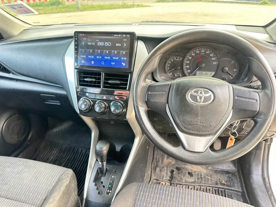 2017 Toyota Yaris ATIV III 2