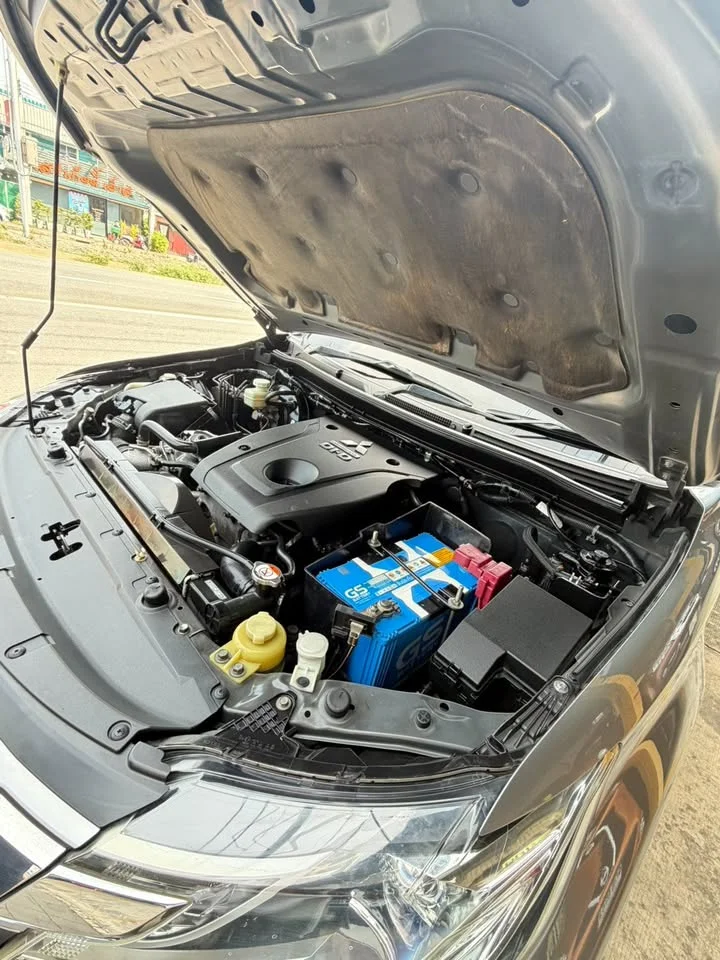 2016 Mitsubishi Pajero Sport III 2