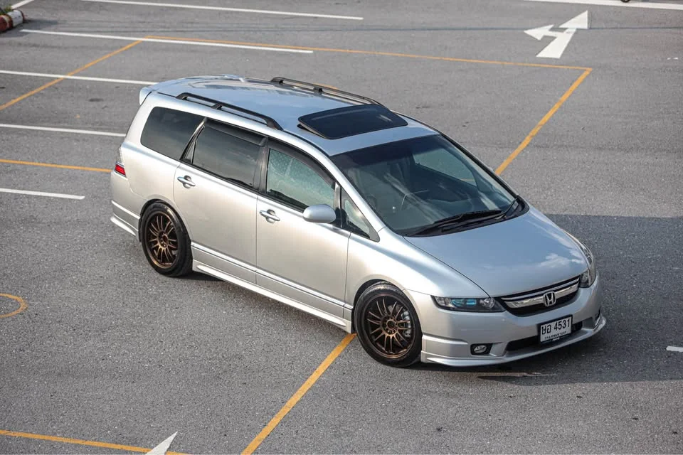 2004 Honda Odyssey III 3