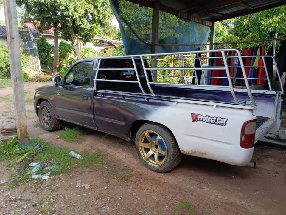 1997 Toyota Hilux Tiger VI 3