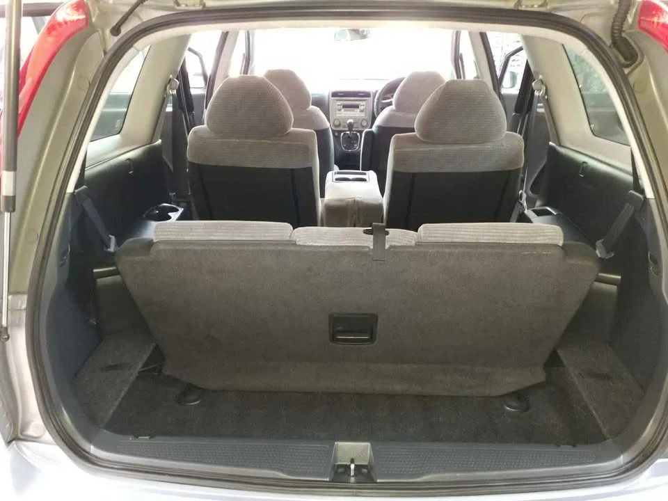 2004 Honda Stream I 2