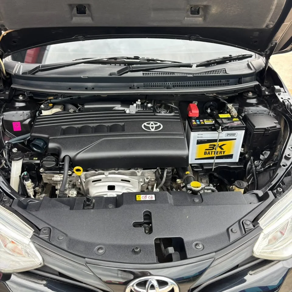 2017 Toyota Yaris ATIV III 2