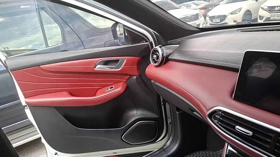 2021 MG HS 2