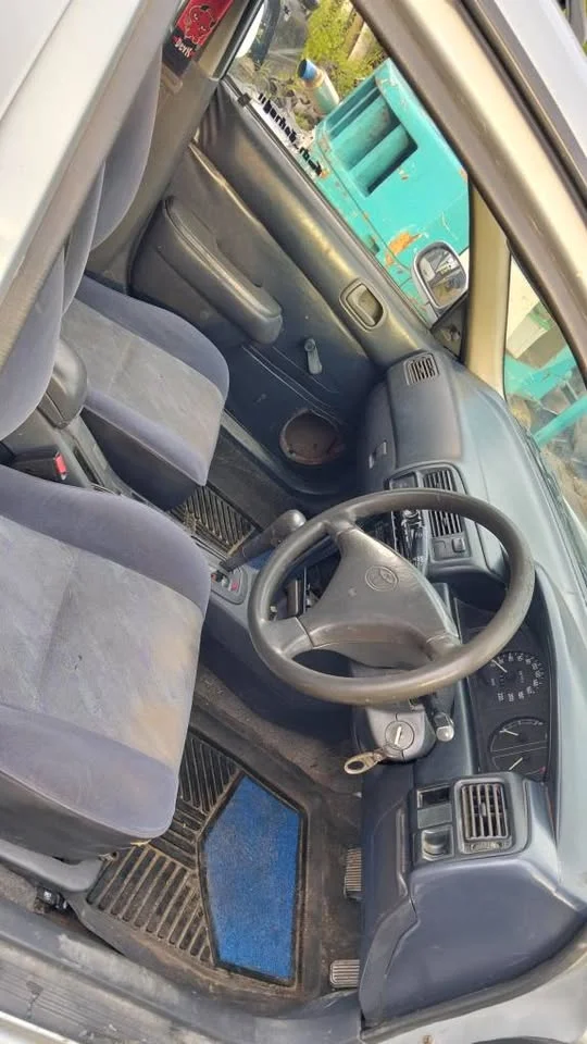 2016 Toyota Corolla Altis VIII (E110) 3