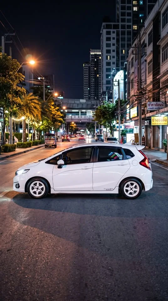 2014 Honda Jazz III 3