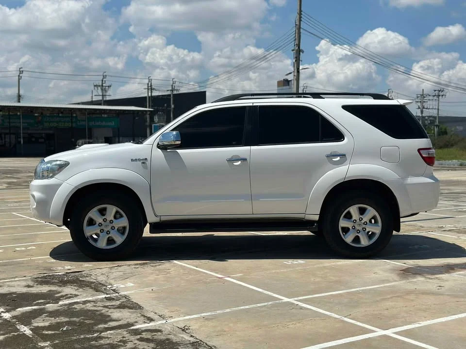 2009 Toyota Fortuner I 2