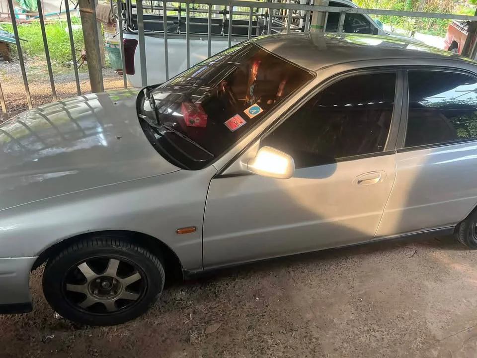 Honda Accord V 2