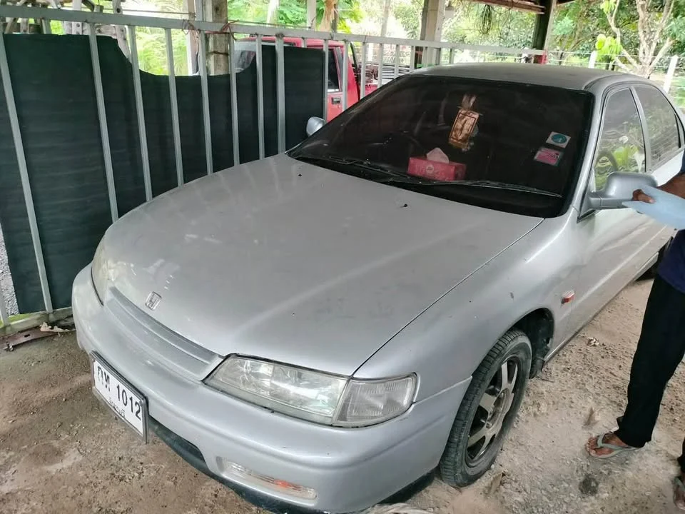 Honda Accord V 3