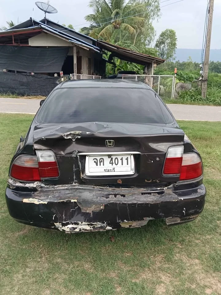 1995 Honda Accord V 2