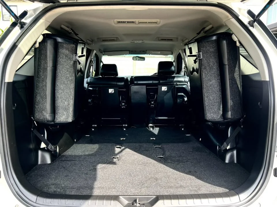 2013 Toyota Fortuner I 3