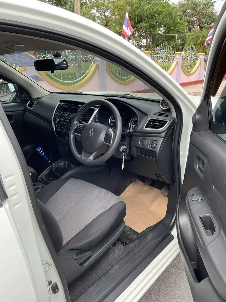 2022 Mitsubishi Triton V 2