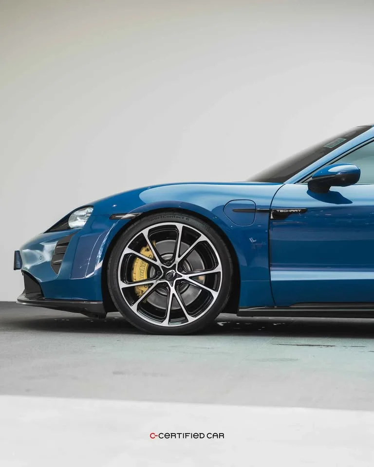 2021 Porsche Taycan 9J1 2