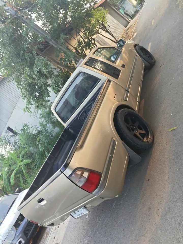 2002 Isuzu Faster Dragon Eyes III 2