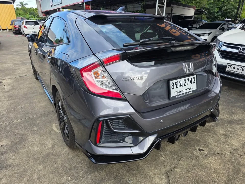 2020 Honda Civic X 2