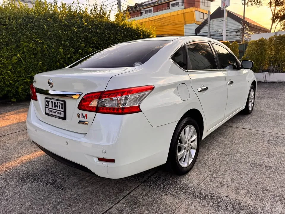 2012 Nissan Sylphy III (B17) 3