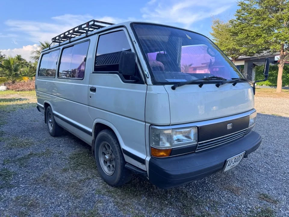 1989 Toyota Commuter III 2