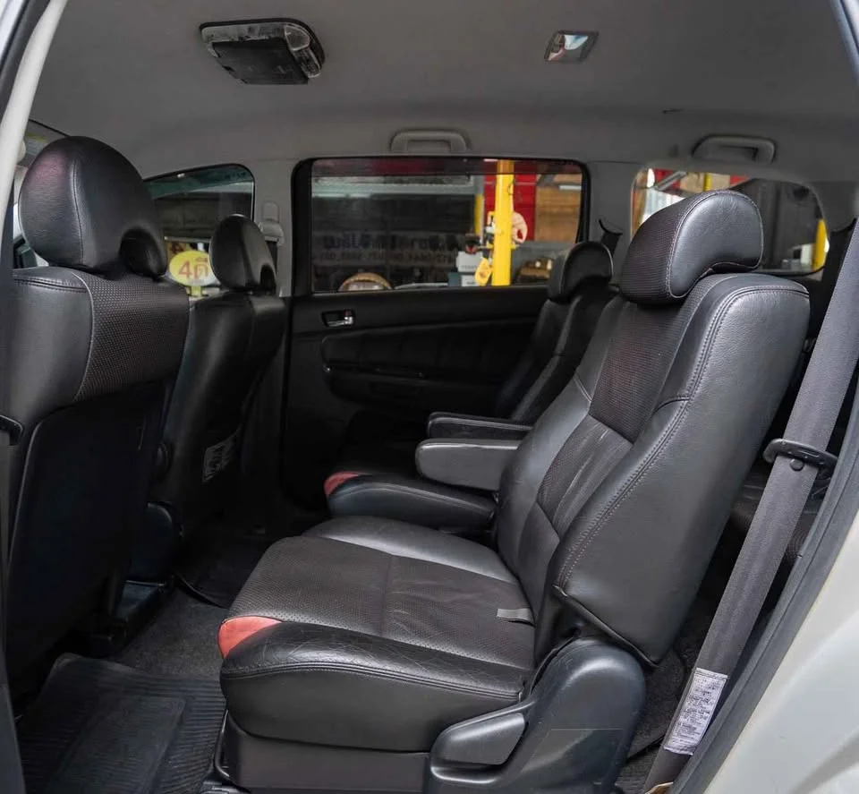 2007 Toyota Wish I 3