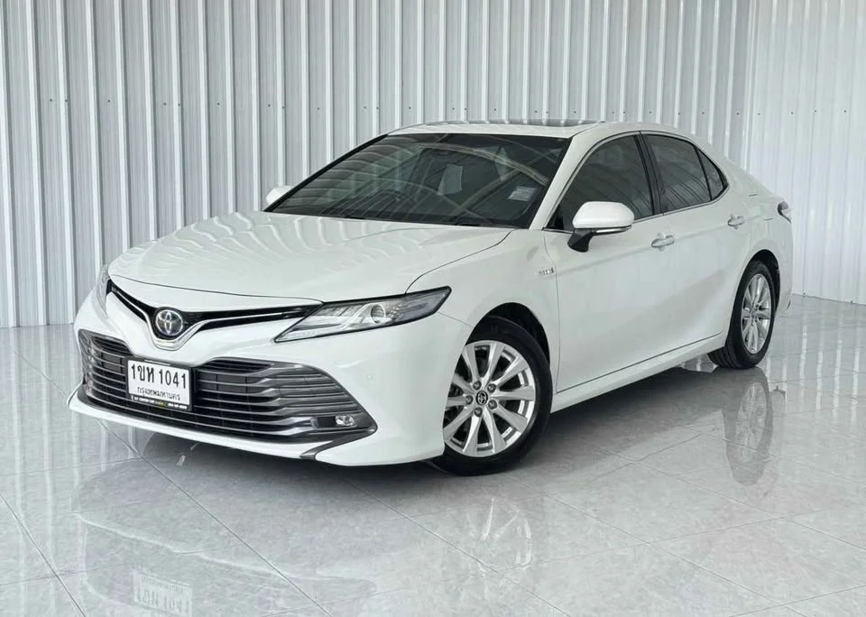 2021 Toyota Camry VIII (XV70) 3