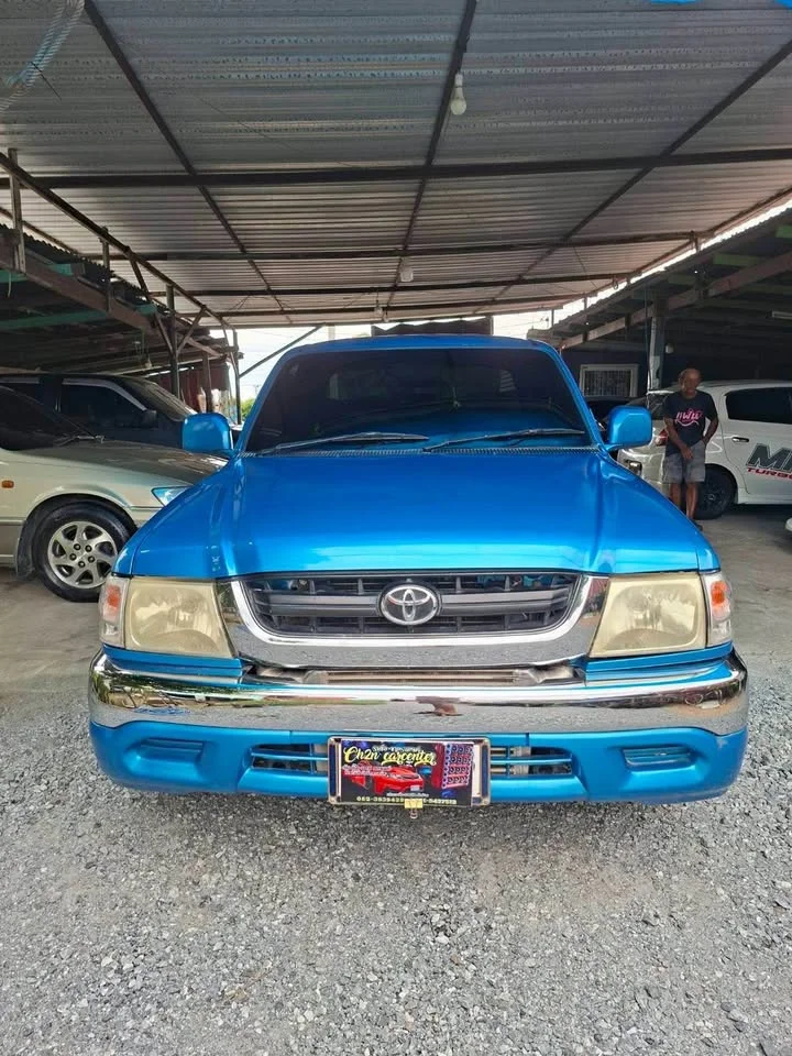 Toyota Hilux Tiger VI 2