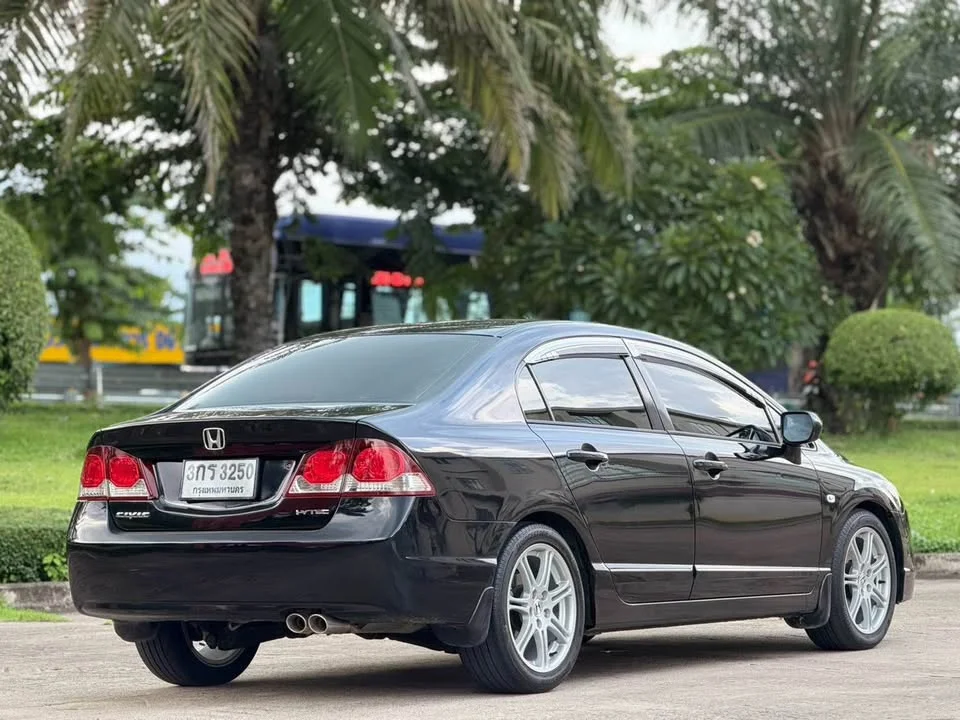 2009 Honda Civic VIII 3