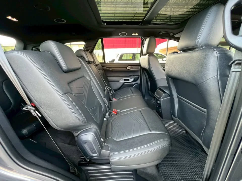 2022 Ford Everest III 2