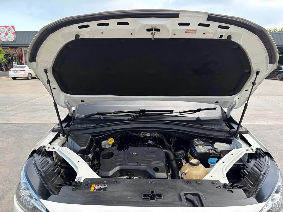 2020 MG HS 3