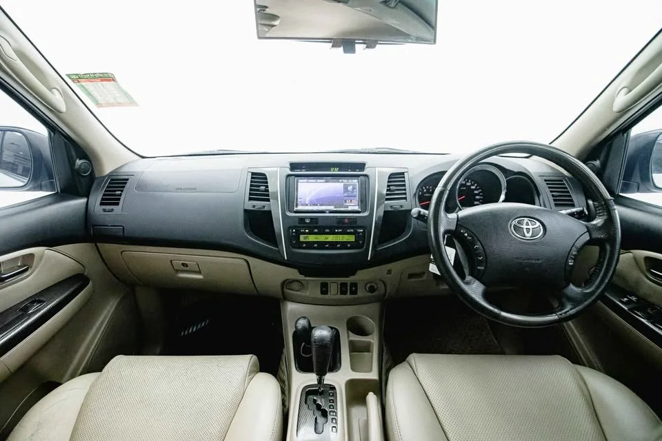 2009 Toyota Fortuner I 3
