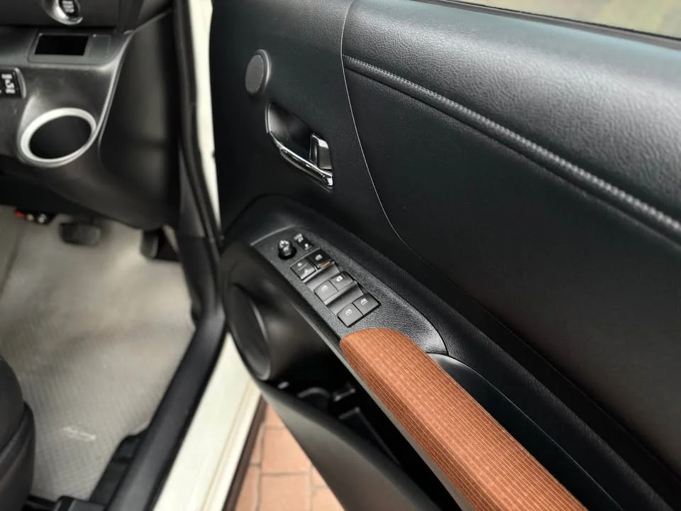 2018 Toyota Sienta II 2