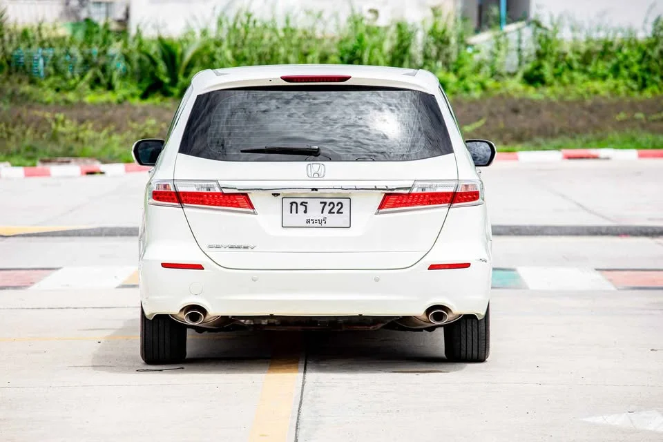 2013 Honda Odyssey IV 3