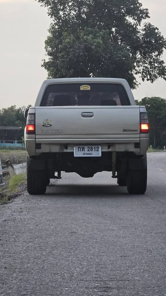 2001 Isuzu Faster Dragon Eyes III 3