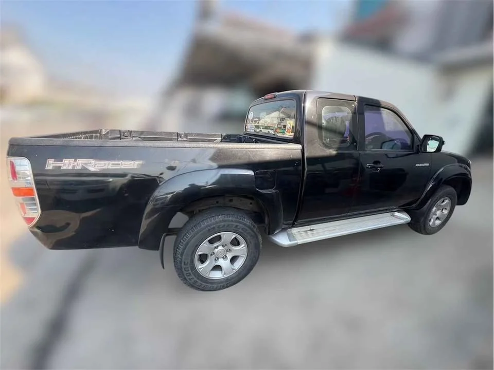 2012 Mazda BT-Series I 3