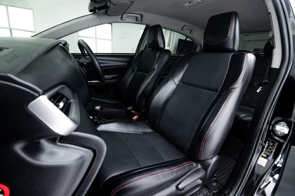 2019 Toyota Yaris ATIV III 2