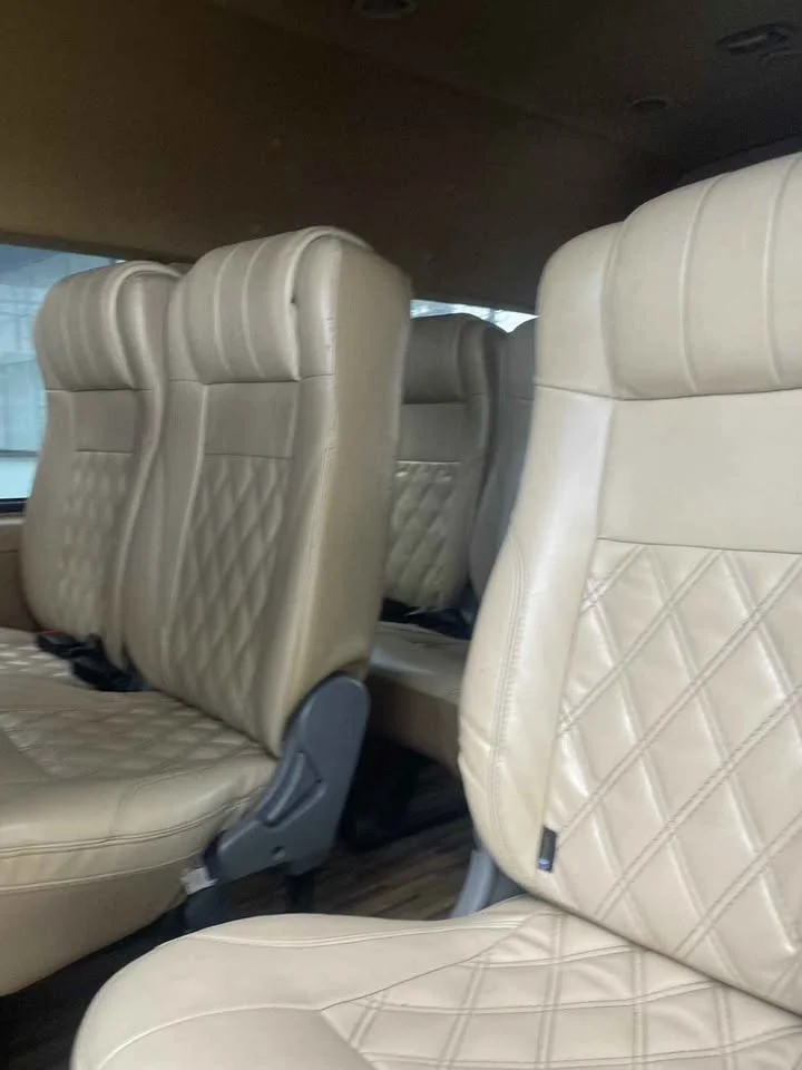 2011 Toyota Commuter V (H200) 3