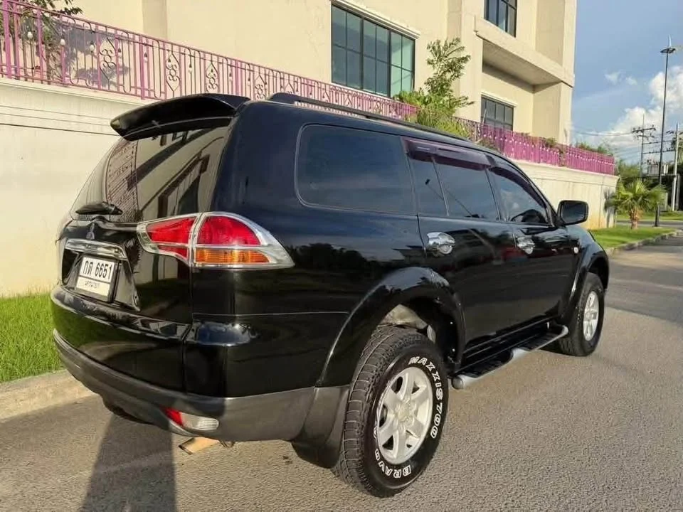 2009 Mitsubishi Pajero Sport II 3