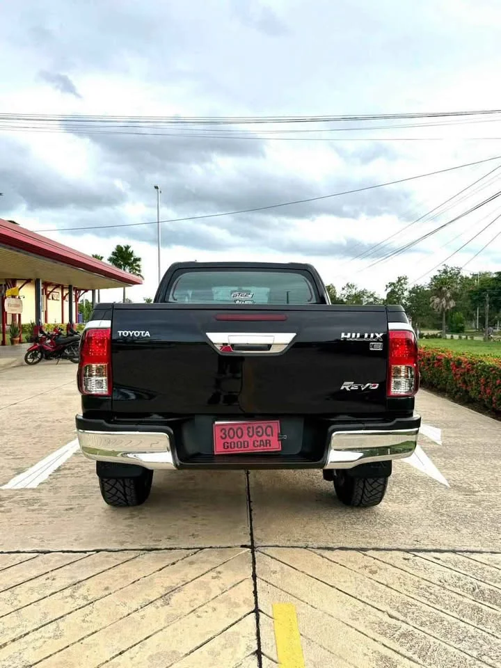 2017 Toyota Hilux VIII 3