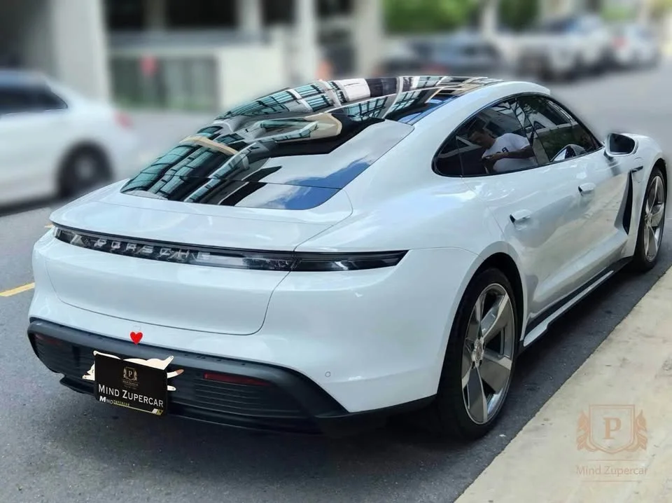 2021 Porsche Taycan 9J1 3