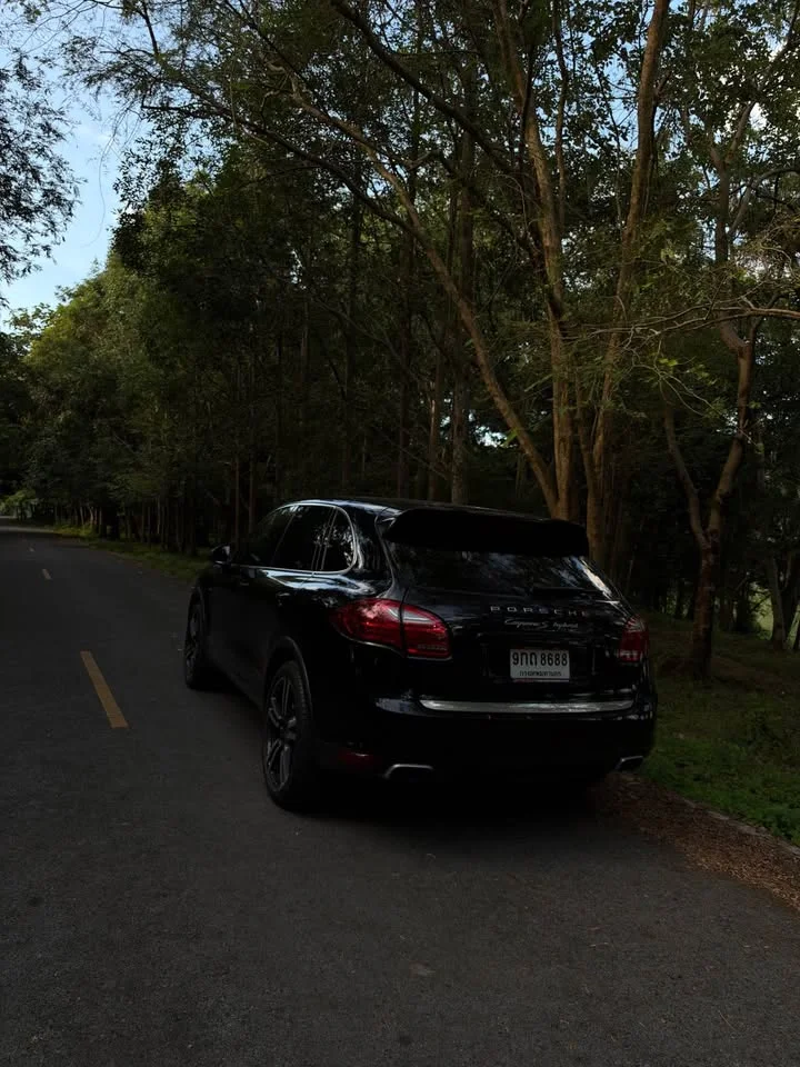 2012 Porsche Cayenne II 2
