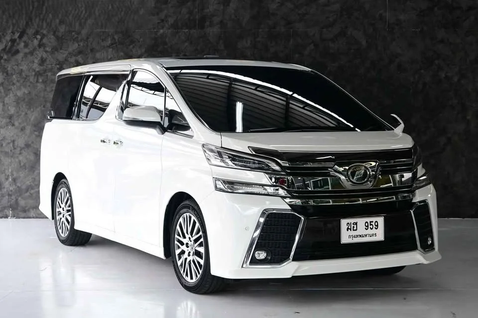 2017 Toyota Alphard, Vellfire III (AH30) 3