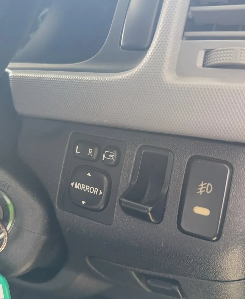 2012 Toyota HiAce V (H200) 3